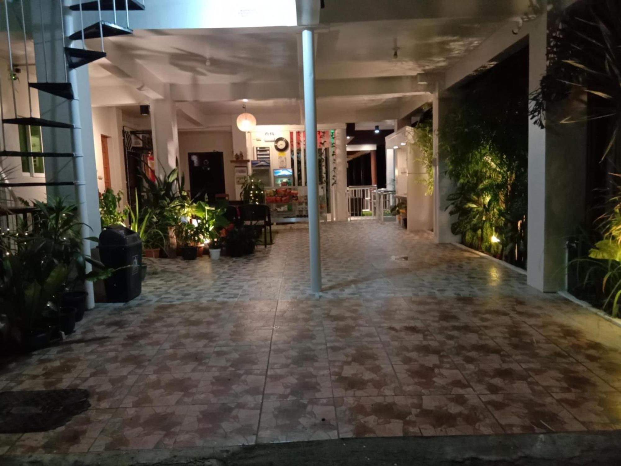 Jcv Rooms Суригао Екстериор снимка